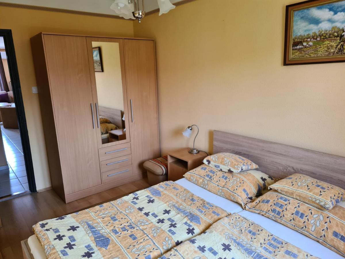 Balazs Apartman Zalakaros Bagian luar foto